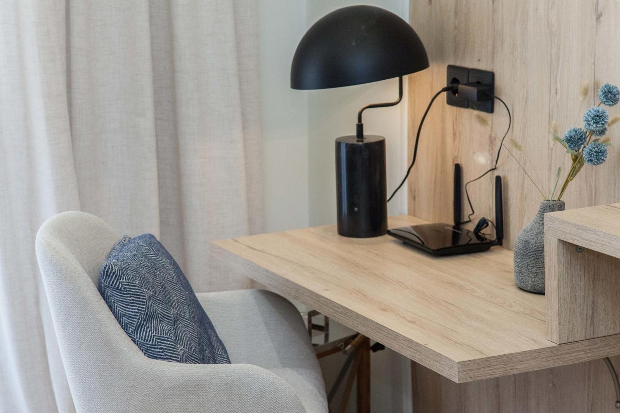 Acropolis View Modern Deluxe Suite With Balcony 아테네 외부 사진